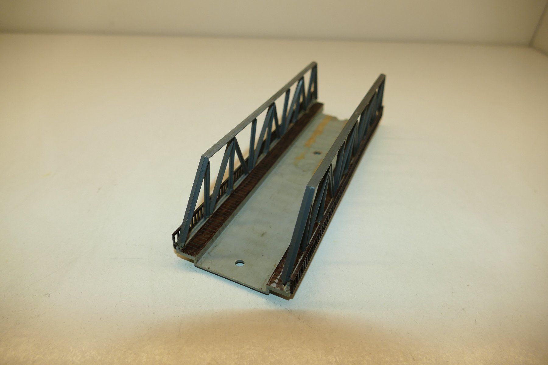 Modellini di ferrovie: Spur H0: Trägerbrücke l=19,7 cm – Usato da Niederhasli venduto da rail-duerst 1