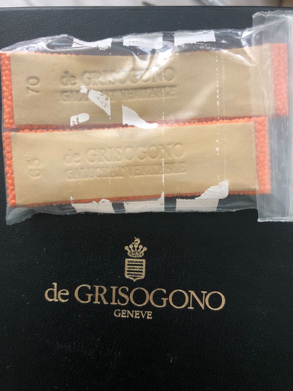 Bracciali & Braccialetti: De Grisogono Uhrenarmband neu – Nuovo e nell'imballaggio originale da St. Moritz venduto da Capricorn88 1