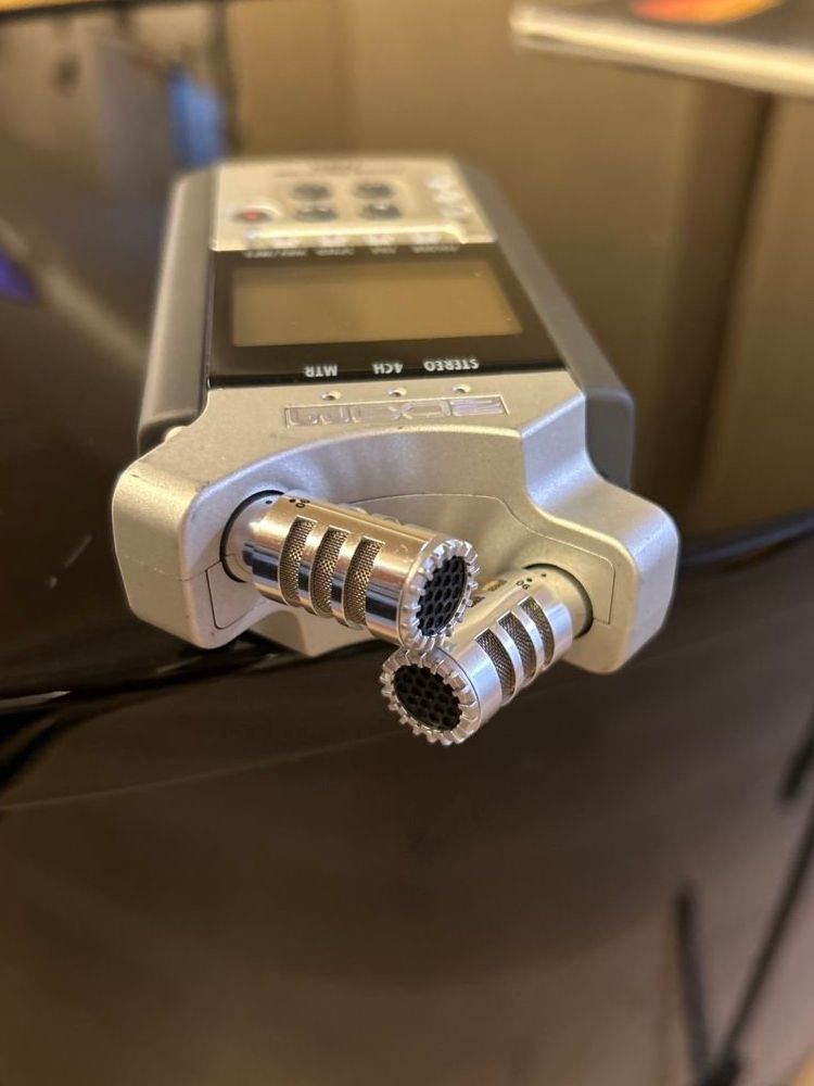 Zoom Aufnahmegeräte: Zoom H4n – Gebraucht aus Fribourg von metalhands 3