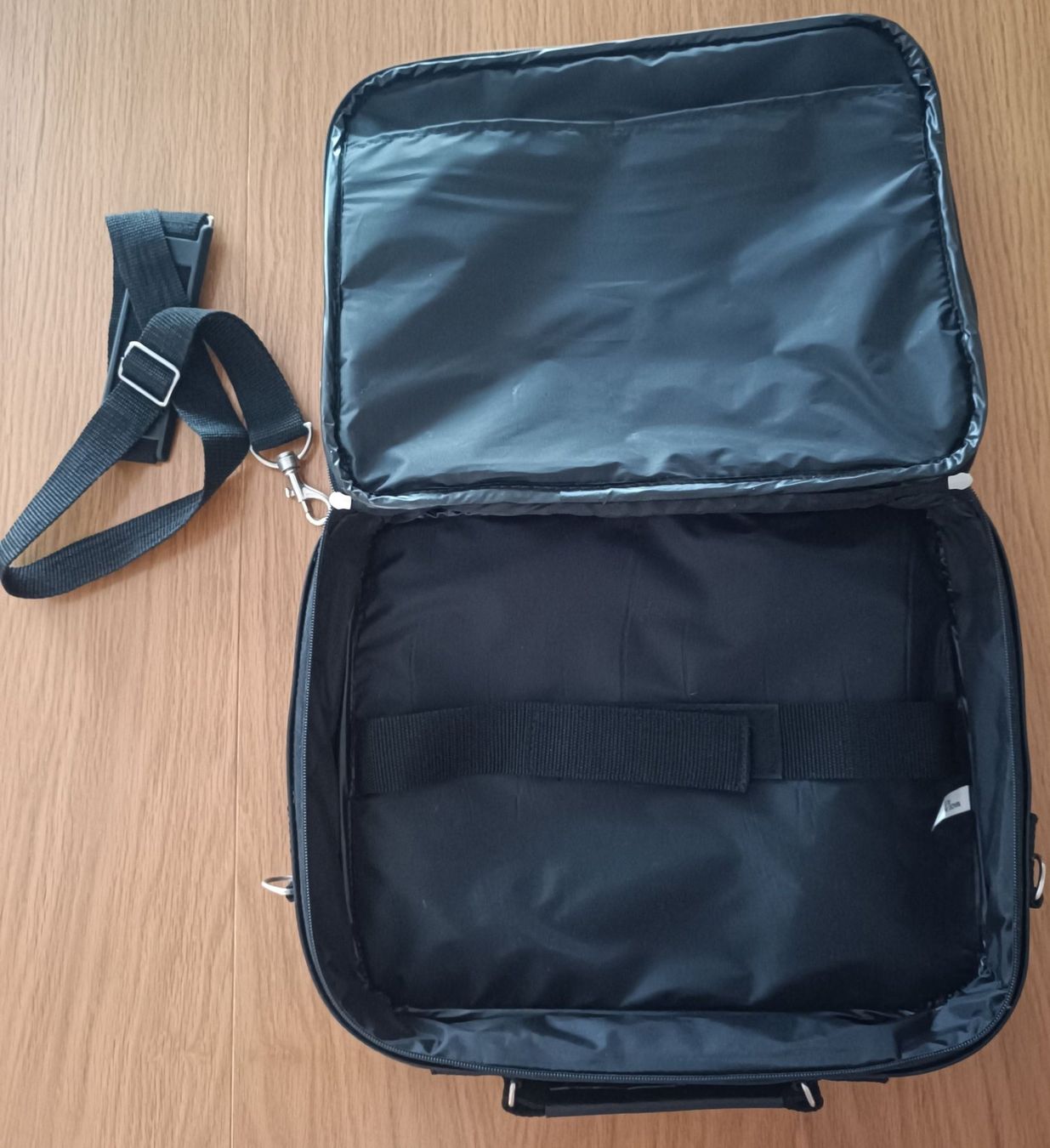Koffer & Taschen: Notebooktasche, Kunstleder – Neu (gemäss Beschreibung) aus Steinhausen von hschaefer 1