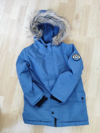 Warme, wasserdichte Winterjacke Gr. 128/134