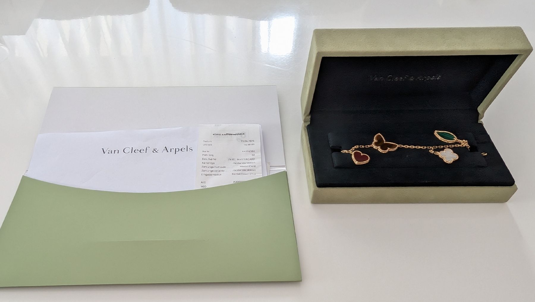 Armbänder & -reifen: Van Cleef &Arpels Armband – Neu (gemäss Beschreibung) aus Zürich von pho_fjk5 1