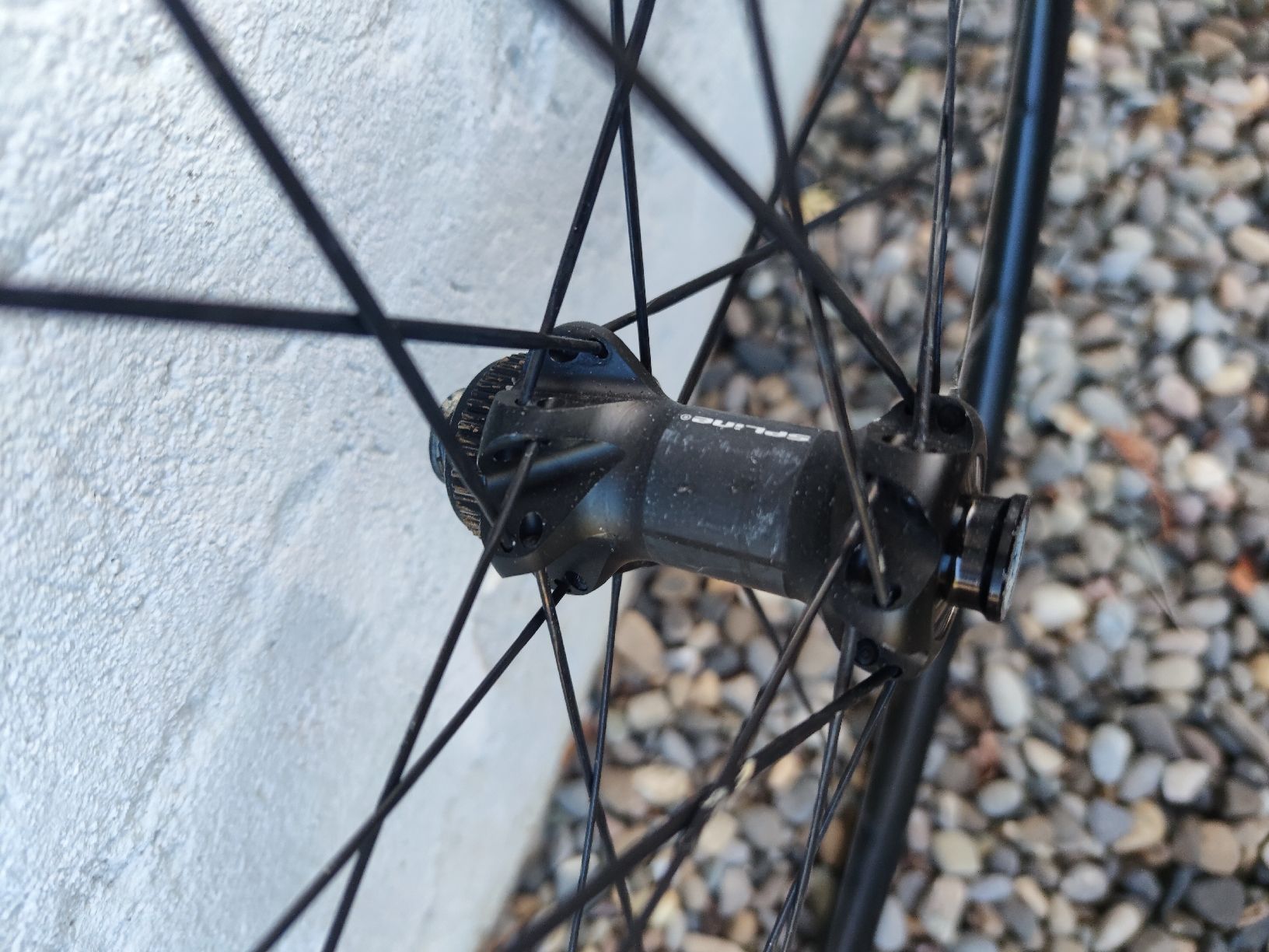 Shimano Jantes: Vorderrad – D'occasion à Meggen par Malecifent 1