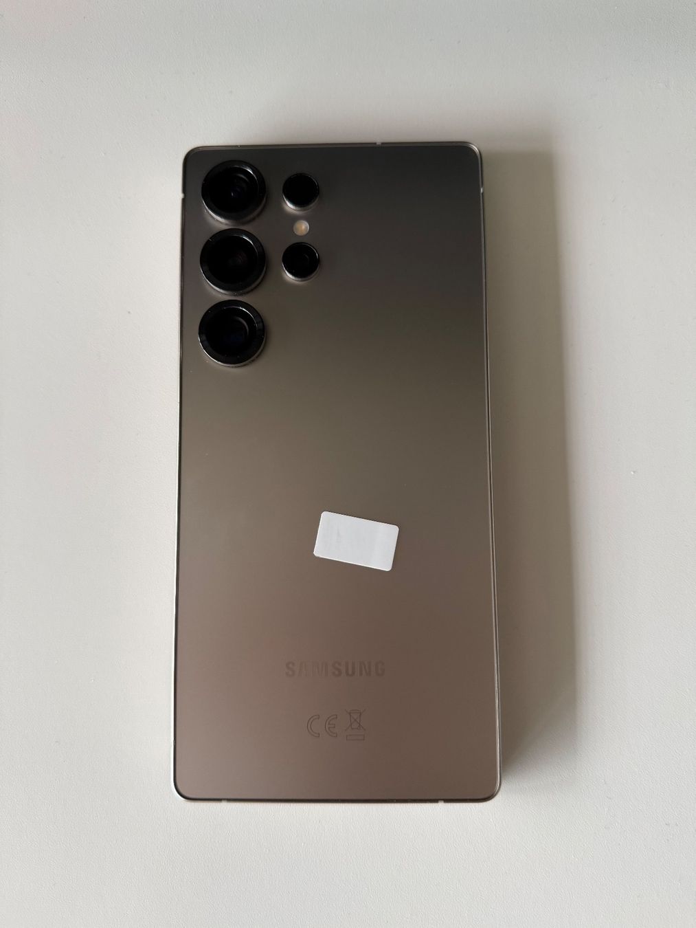 Samsung Telefoni cellulari / Smartphones: Samsung Galaxy S25 Ultra 256Go – Nuovo (secondo la descrizione) da Le Locle venduto da asc_r6p5