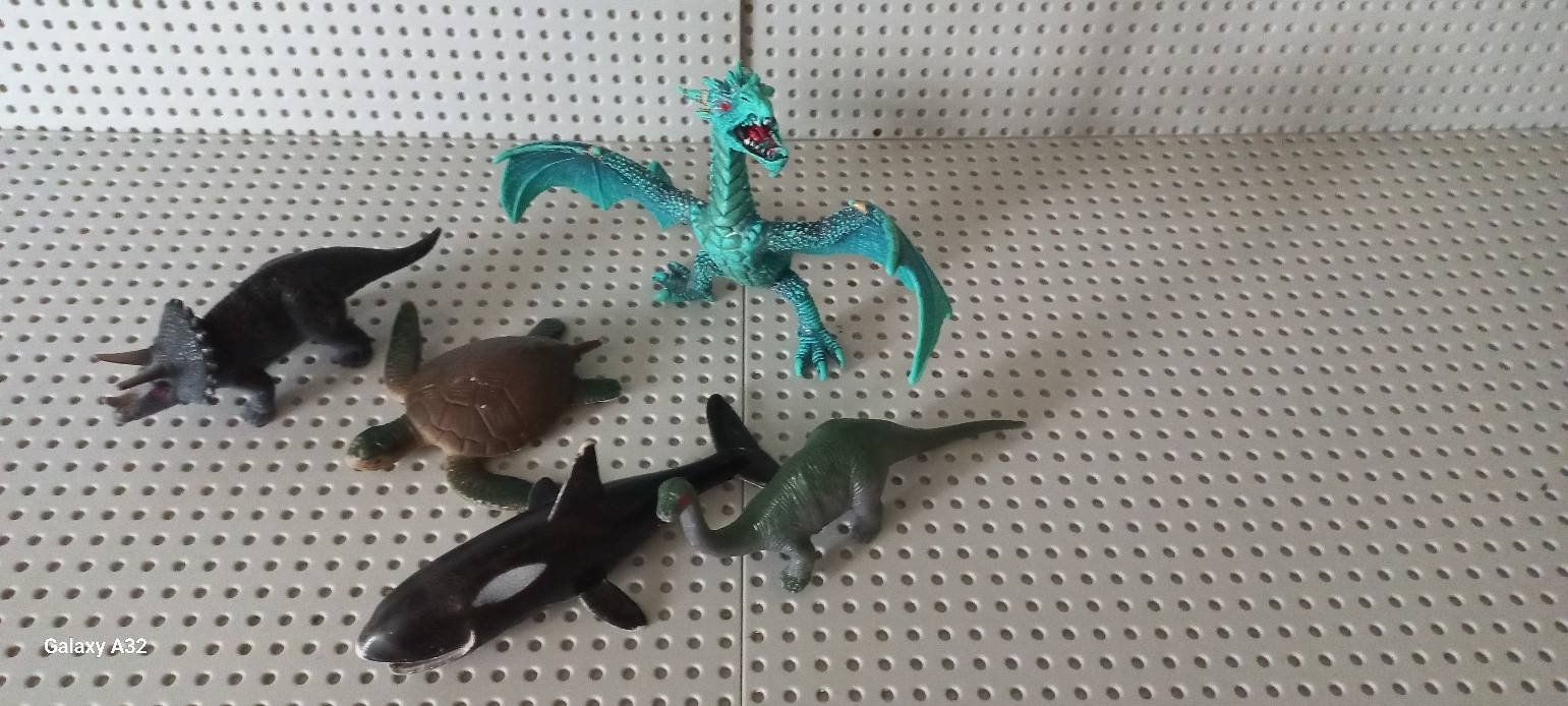 Giocattoli: Lot de 9 animaux en plastique. – Usato da La Tour de Trême venduto da Startjouet 3