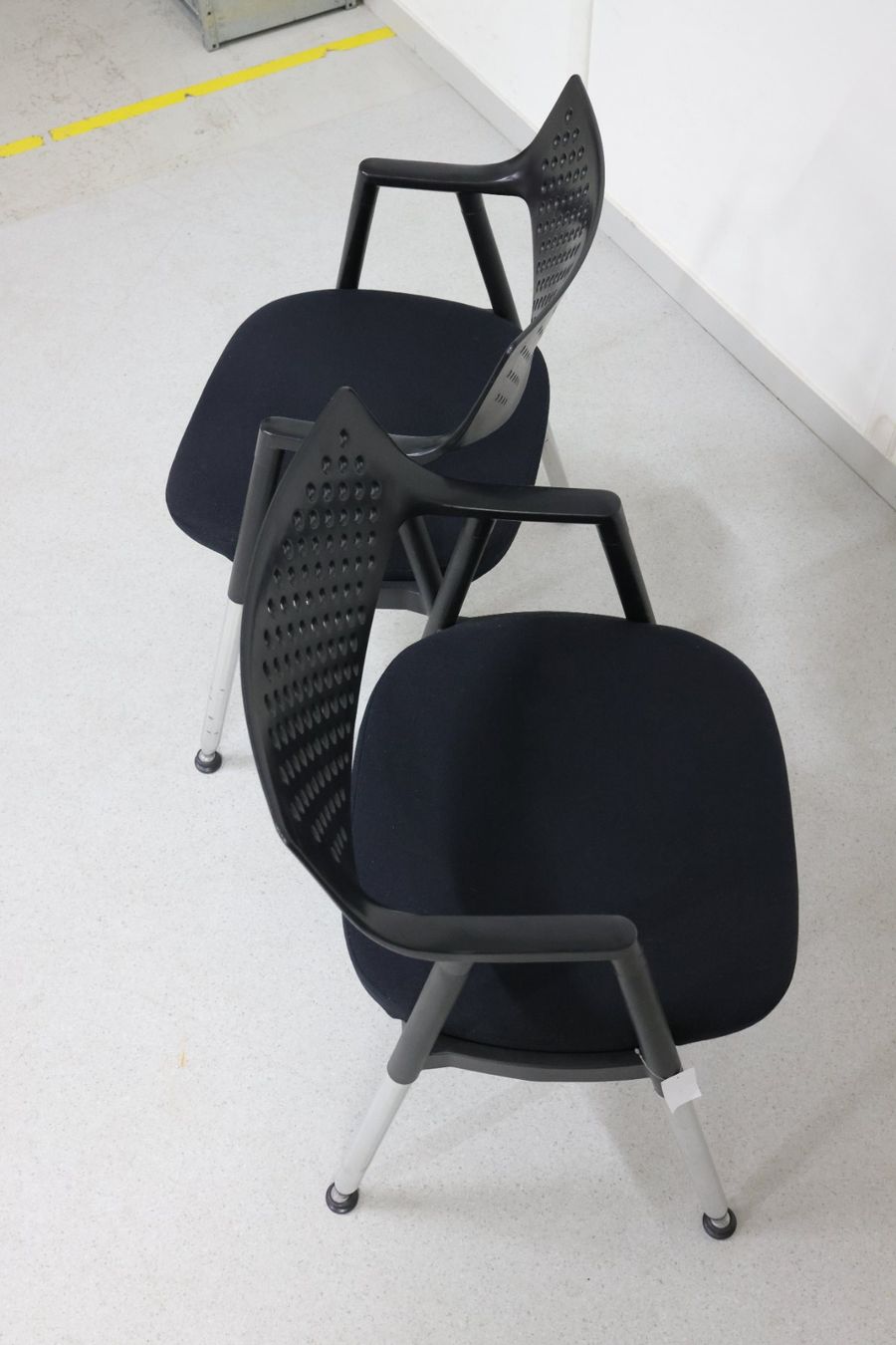 Vitra Sedie: Besucherstuhl - Vitra Quattro – Usato da Volketswil venduto da brockipfannenstil 2