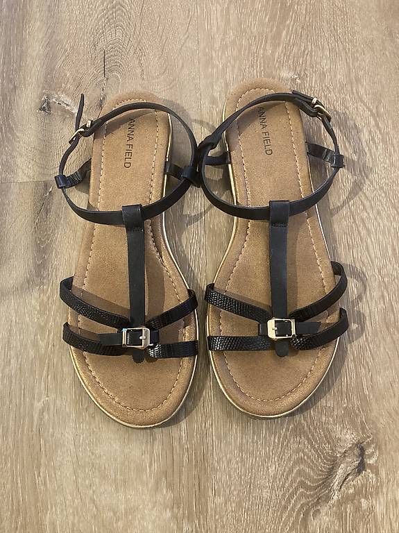 Damenschuhe: Sandaletten Gr. 39 – Gebraucht aus Grächen von jan_9wyc