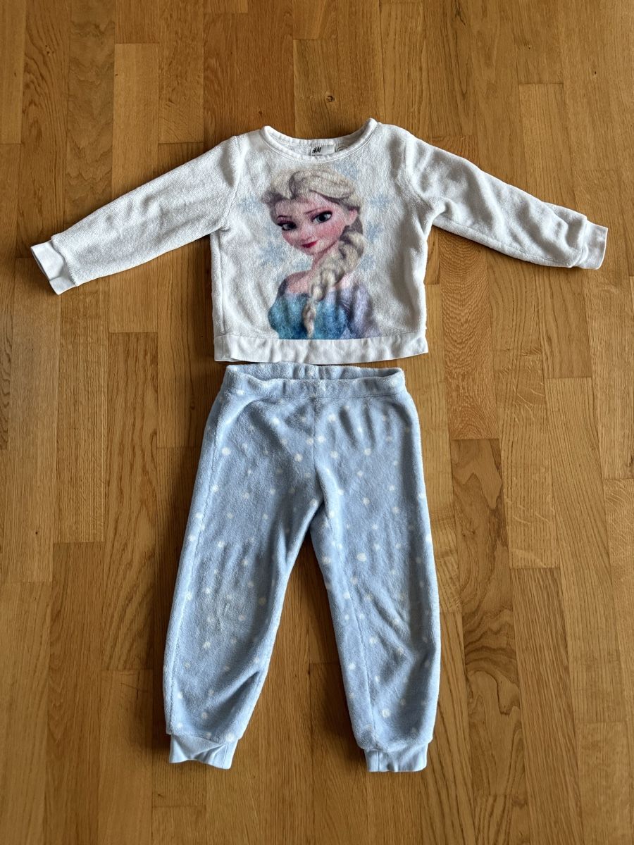 H&M Pigiama & Simili: Elsa Pyjama gr. 98/104 – Usato da Seuzach venduto da Eve87