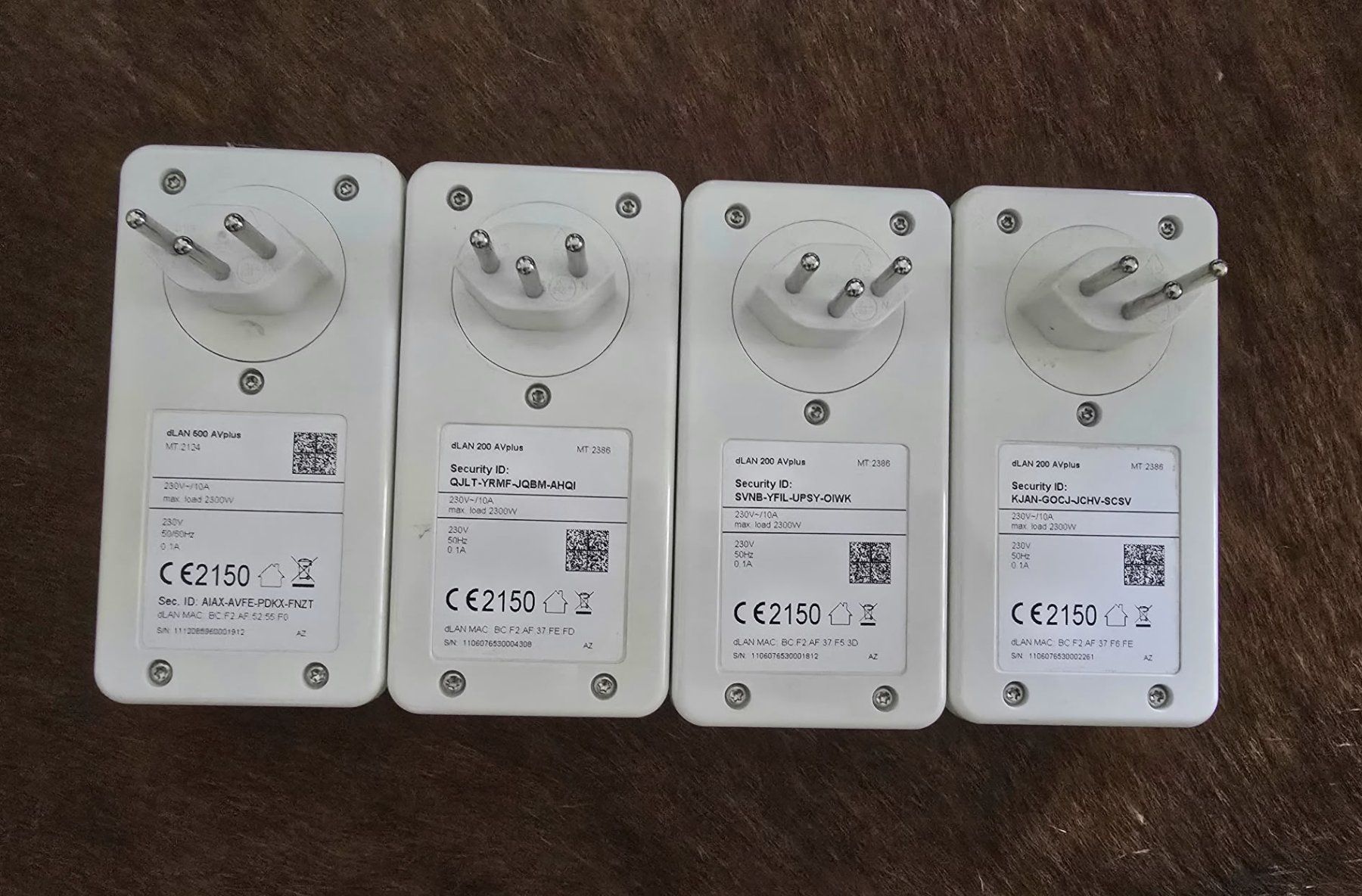 Devolo Unità & Adattatore: Lot de 4 adaptateurs CPL devolo dLAN AVplus – Usato da Vesin venduto da Magicolo 1
