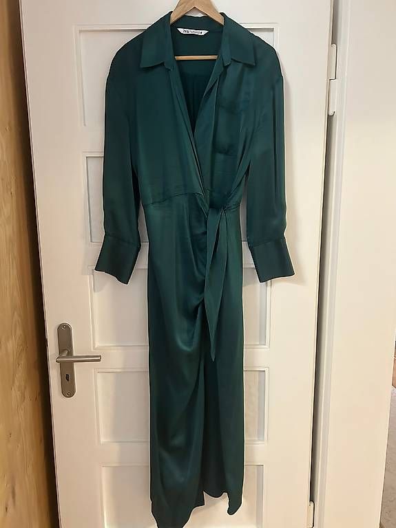 Vestiti: Zara Kleid  – Usato da Zürich venduto da ram_9k9v