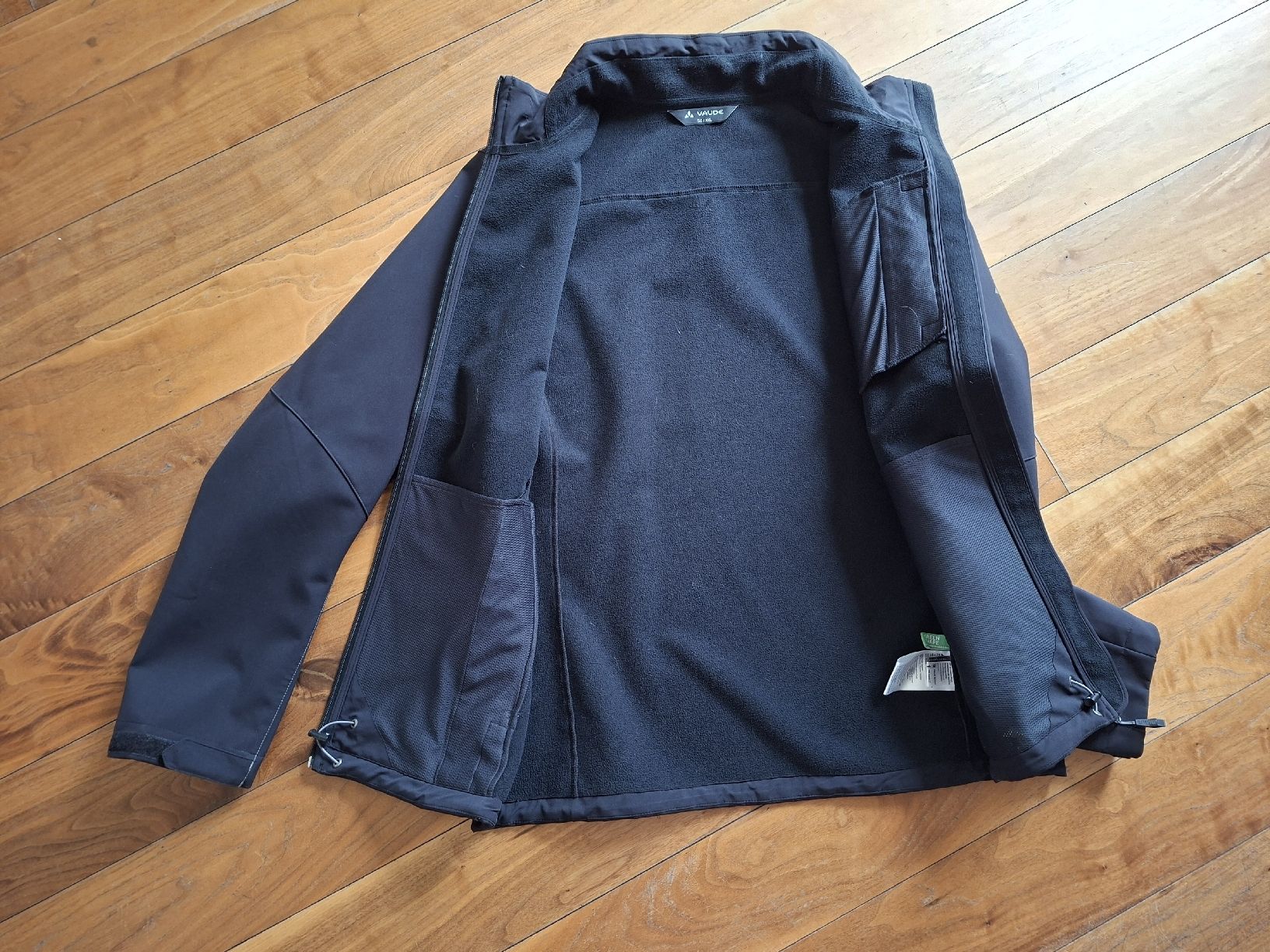 Vaude Jacken: Vaude Softshelljacke schwarz Gr. XL – Gebraucht aus Barzheim von spitz01 2