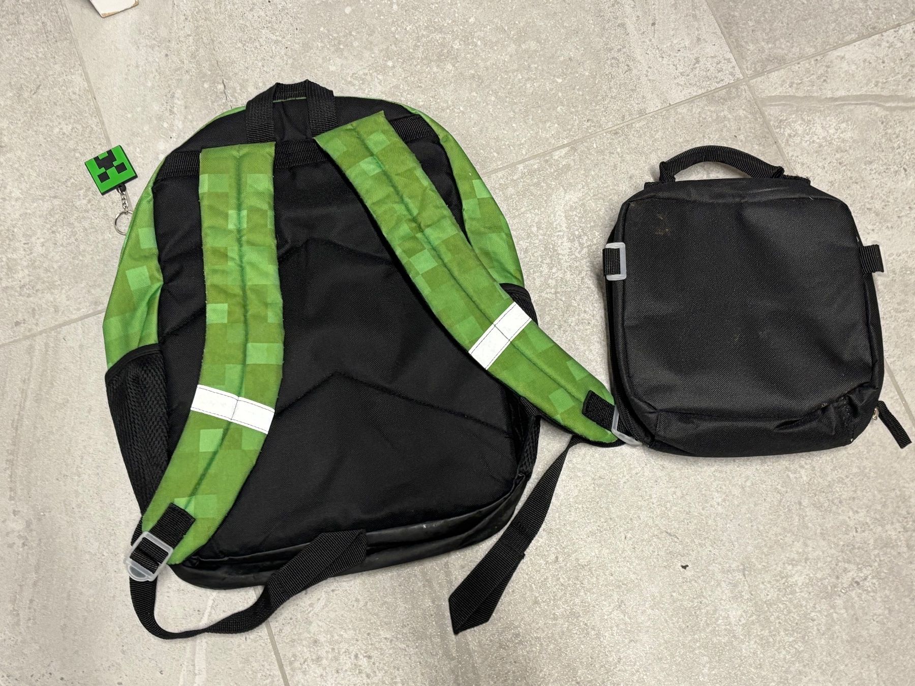 Zaini: Sac a dos Minecraft avec lunchbag – Usato da Salvenach venduto da gwenwywar 1