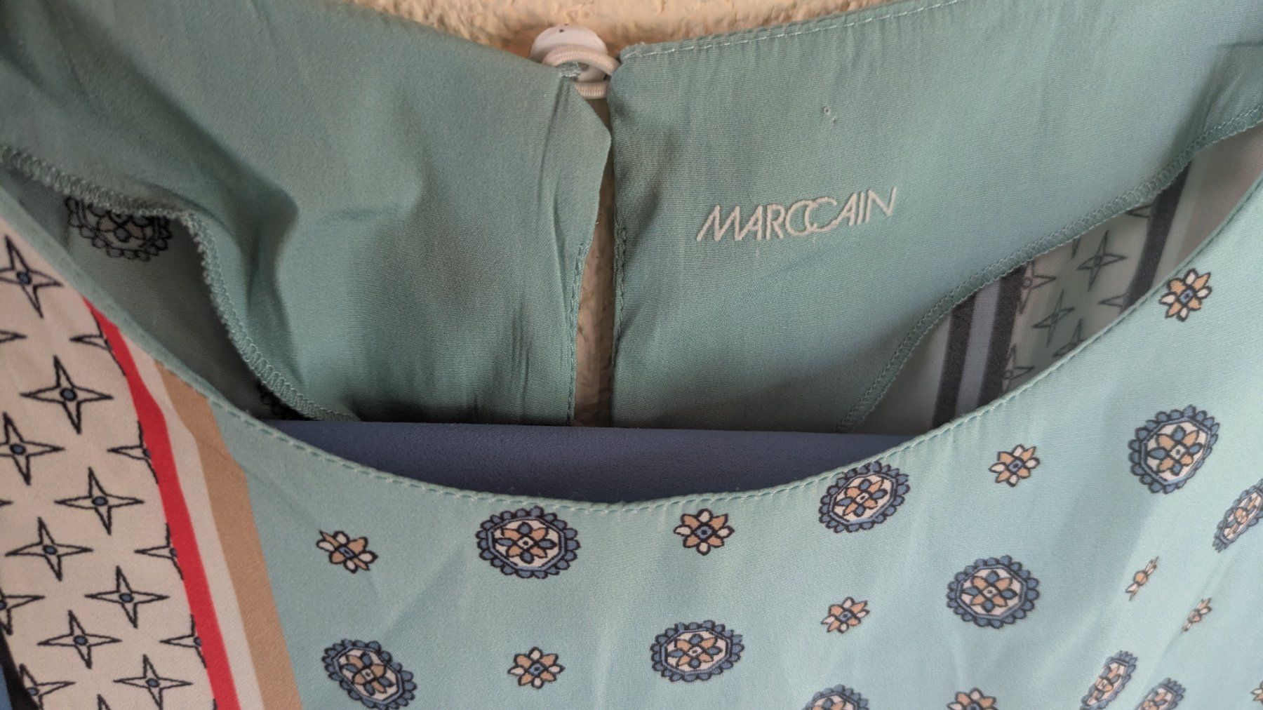 Marc Cain Blusen: Bluse MARCCAIN N 3 gemustert guter Zustand – Gebraucht aus Fislisbach von irli 1