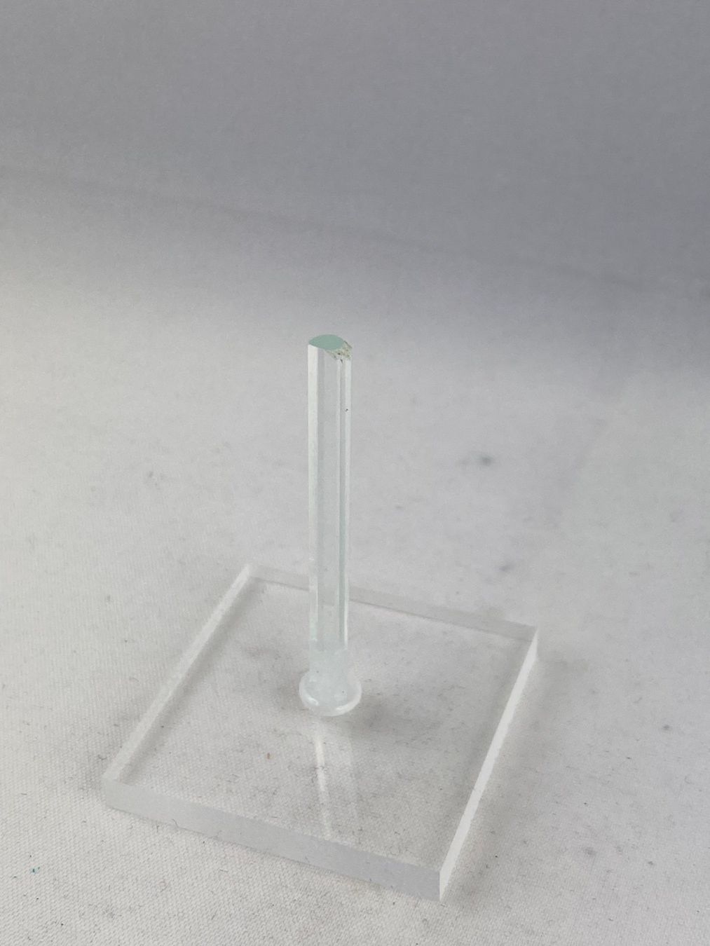 Minerali & Pietre curative: Aquamarine 0.5cm 0.3cm 4.9cm 2g – Usato da Schinznach Bad venduto da Prosperos 6