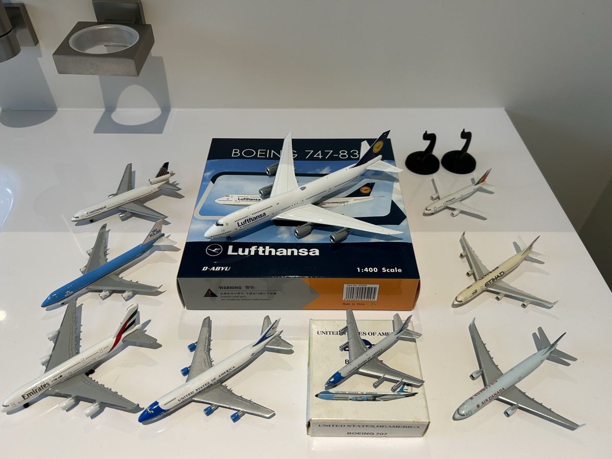 Herpa Kit di modellismo & Modellini statici: Avions miniatures 1:400 – Nuovo (secondo la descrizione) da Epalinges venduto da Joki09