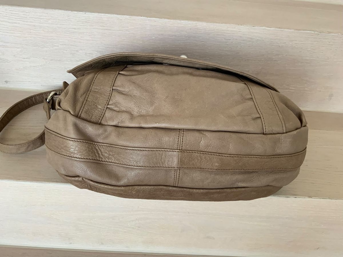 Ana Blum Sacs femmes: ANA BLUM Tasche – D'occasion à Zürich par liviam1 1