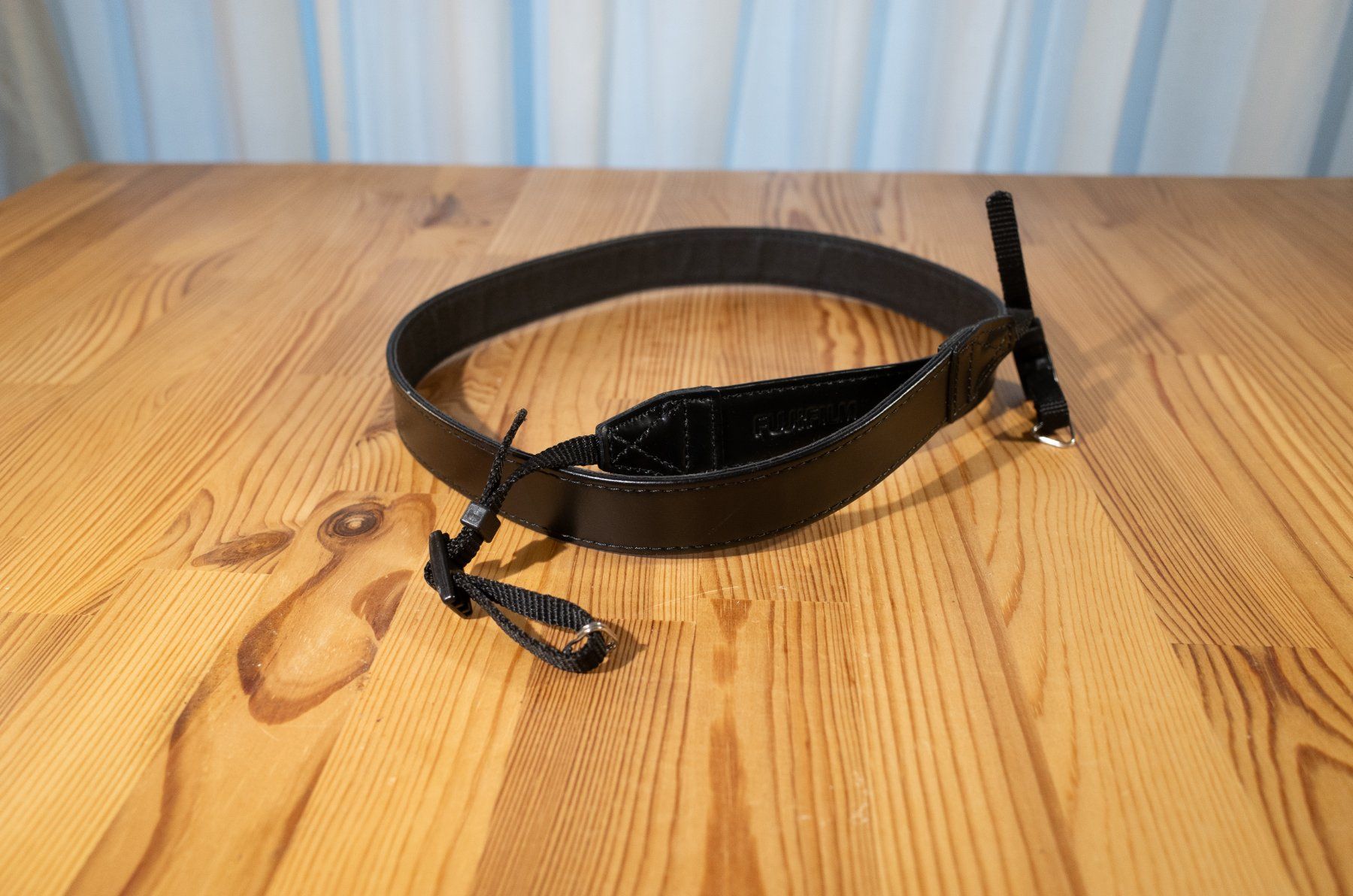 Fujifilm Fotocamera: Fujifilm X100V + Leder Case und 2 extra Akkus – Usato da Wädenswil venduto da SO2 6