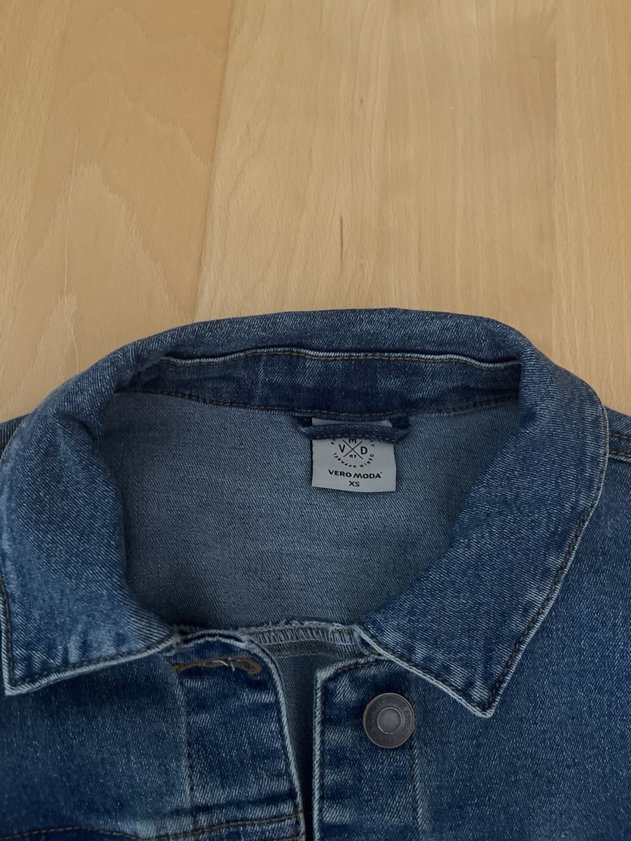 Vero Moda Giacche: Jeansjacke – Nuovo (secondo la descrizione) da Allschwil venduto da nen_5t8g 2