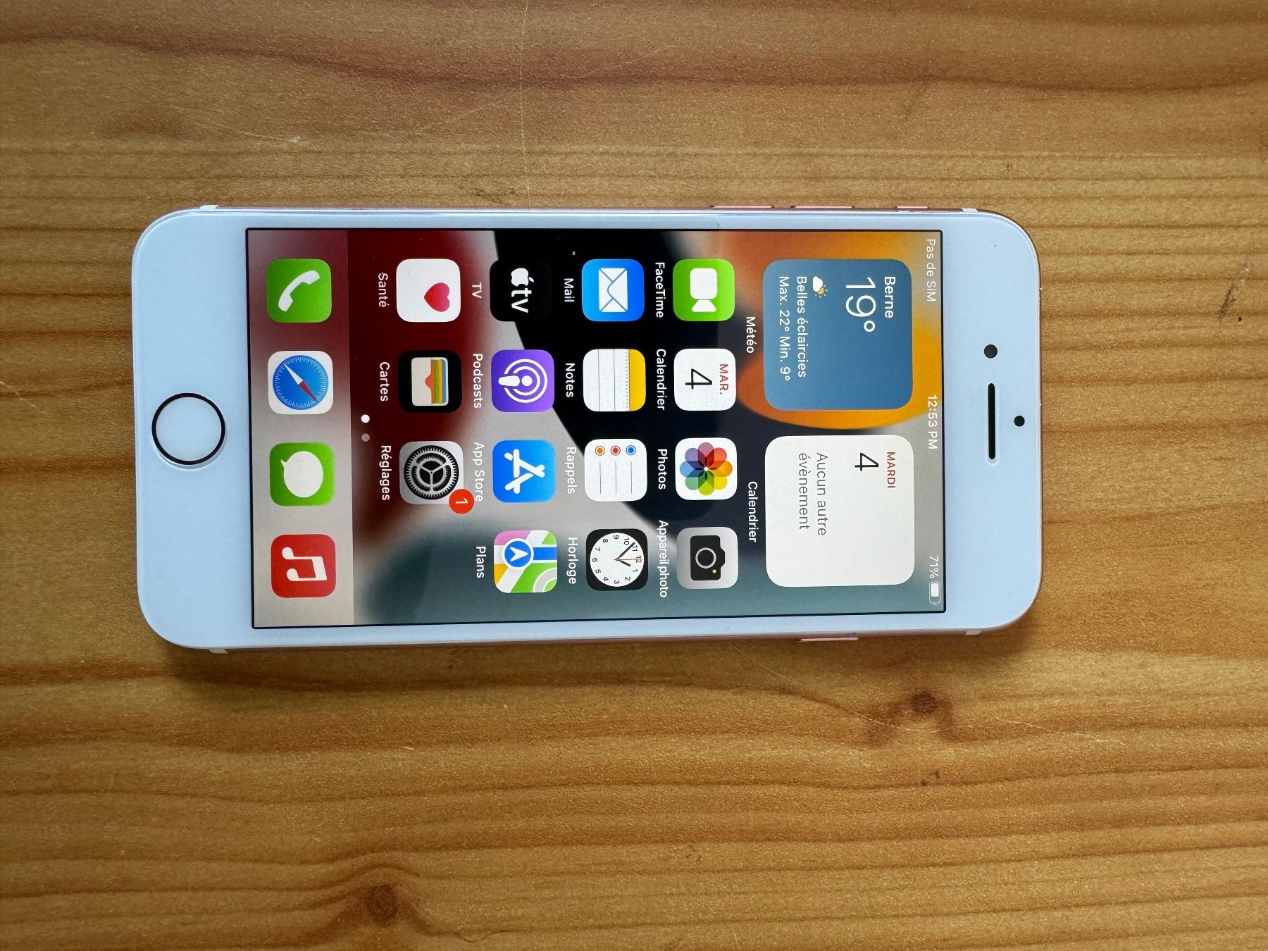 Apple Portables: Apple IPhone 7 - 128GB – D'occasion à Le Grand-Saconnex par mordjane1996