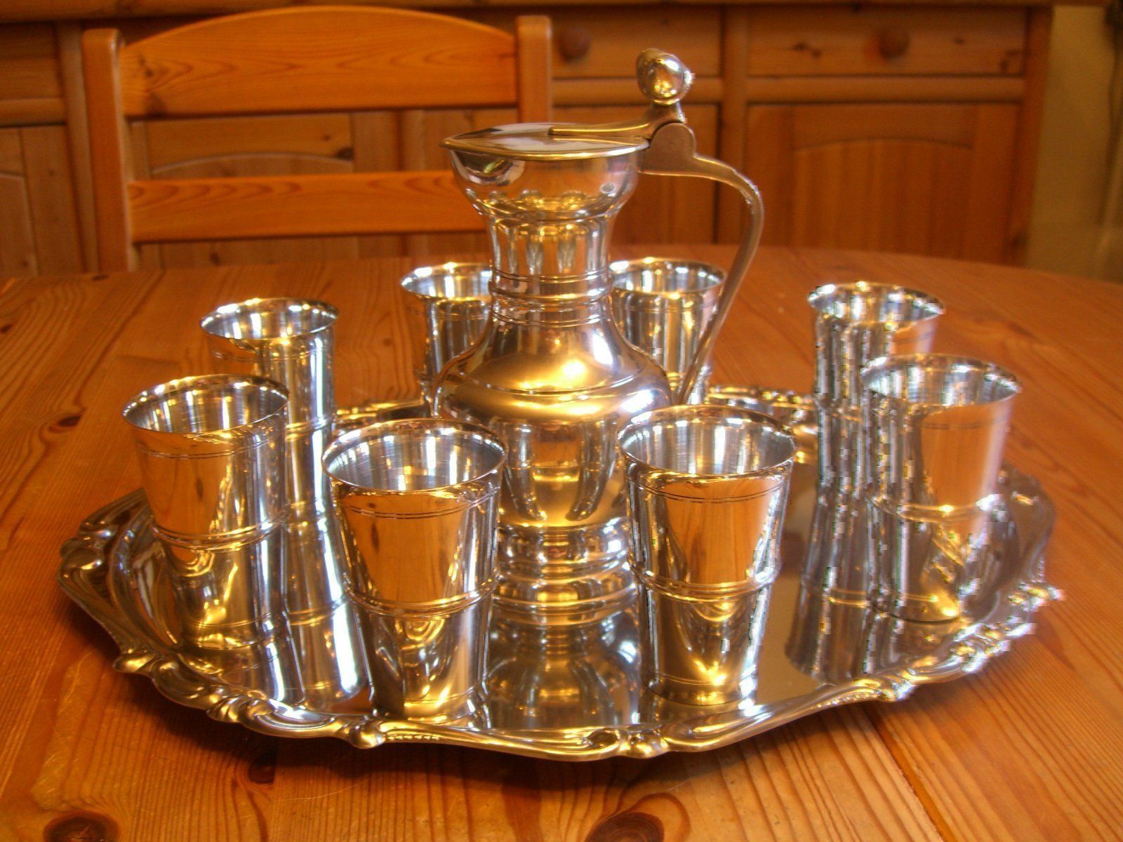 Tazze: wunderschönes Zinn Set,8 Becher,gemarkt – Usato da Winterthur venduto da Gaia 6