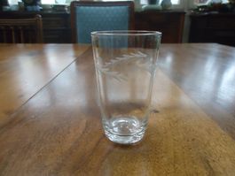 Petit verre taillé