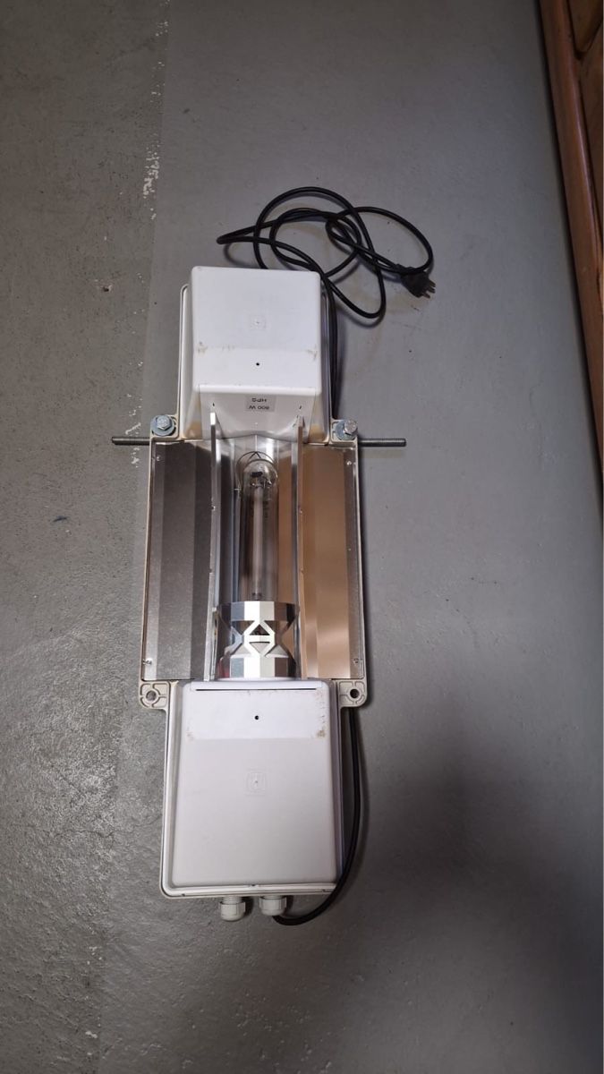 Lampade: 600 Watt Gewächshauslampe – Usato da Hofstetten SO venduto da Smari6