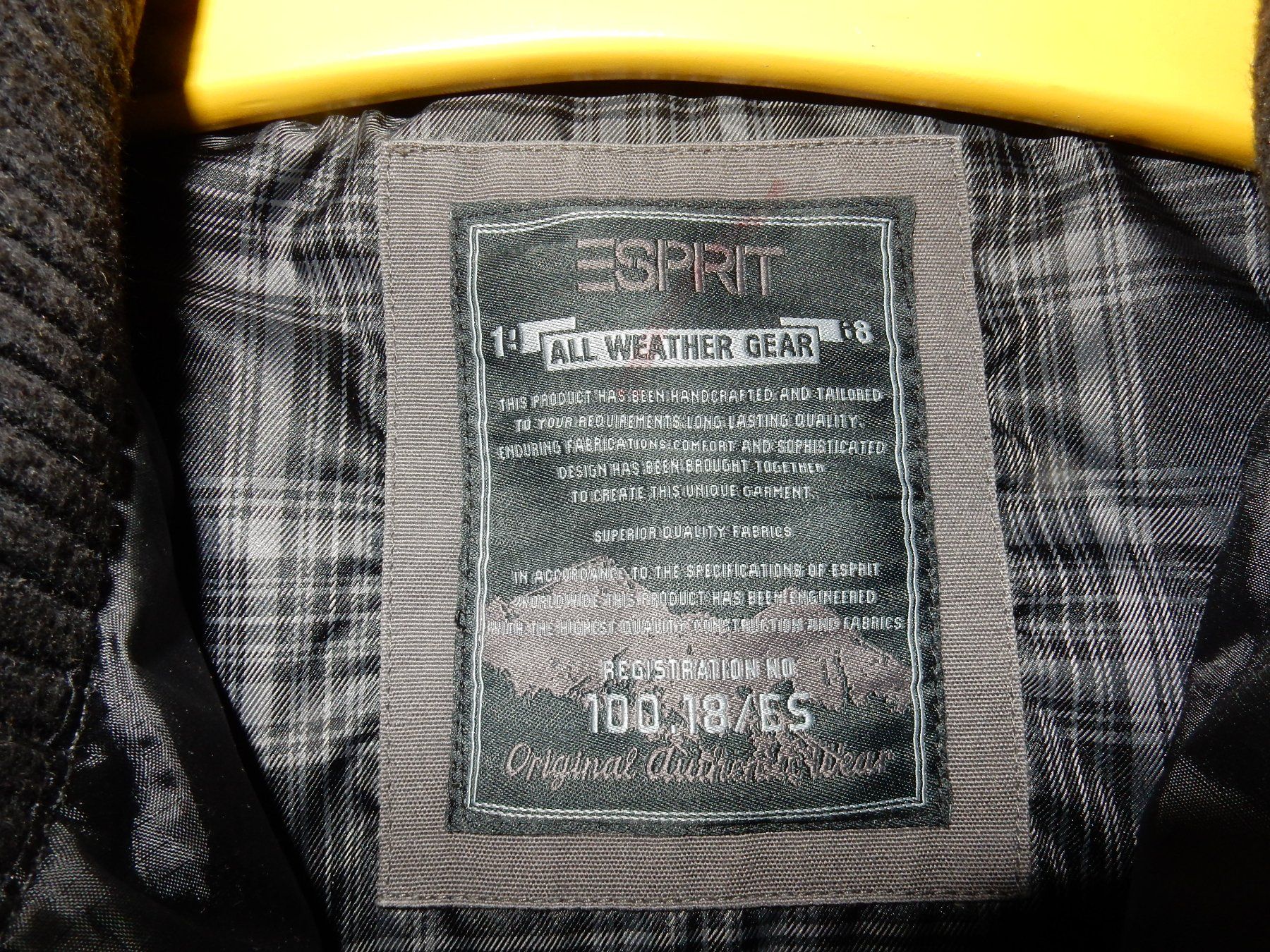 Esprit Jacken: Daunenjacke/Bomberjacke ESPRIT, Gr. XXL – Gebraucht aus St.Gallen von regenbogen5 1