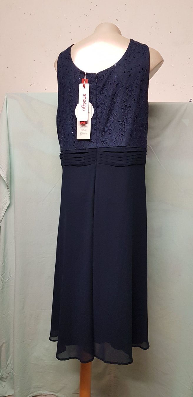 Vestiti: Festkleid, Sheego, Neu, Gr. 58 – Nuovo e nell'imballaggio originale da Uster venduto da Astral 4