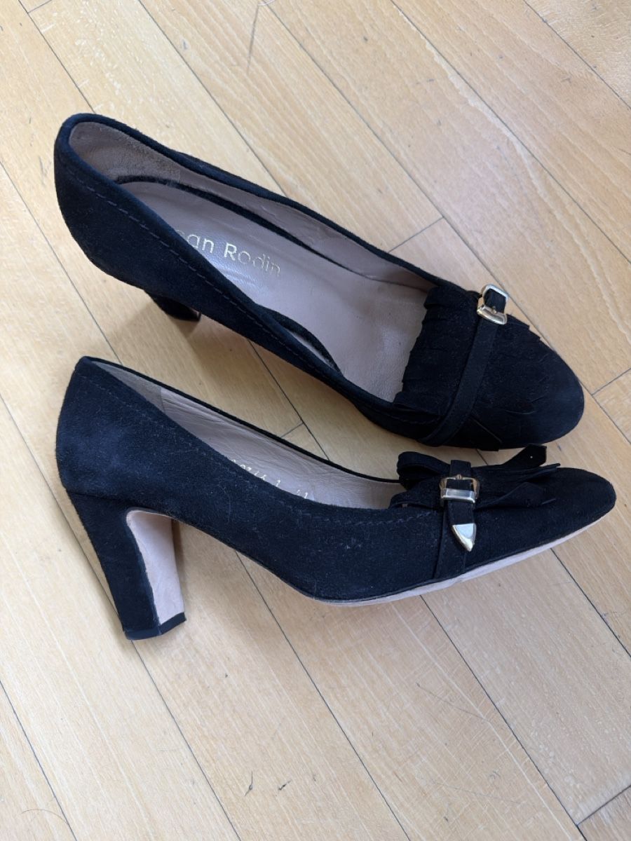 Damenschuhe: Elegant Black Suede - Size 41 - Perfect for Fall! – Gebraucht aus Genève von ama_2wfv 3