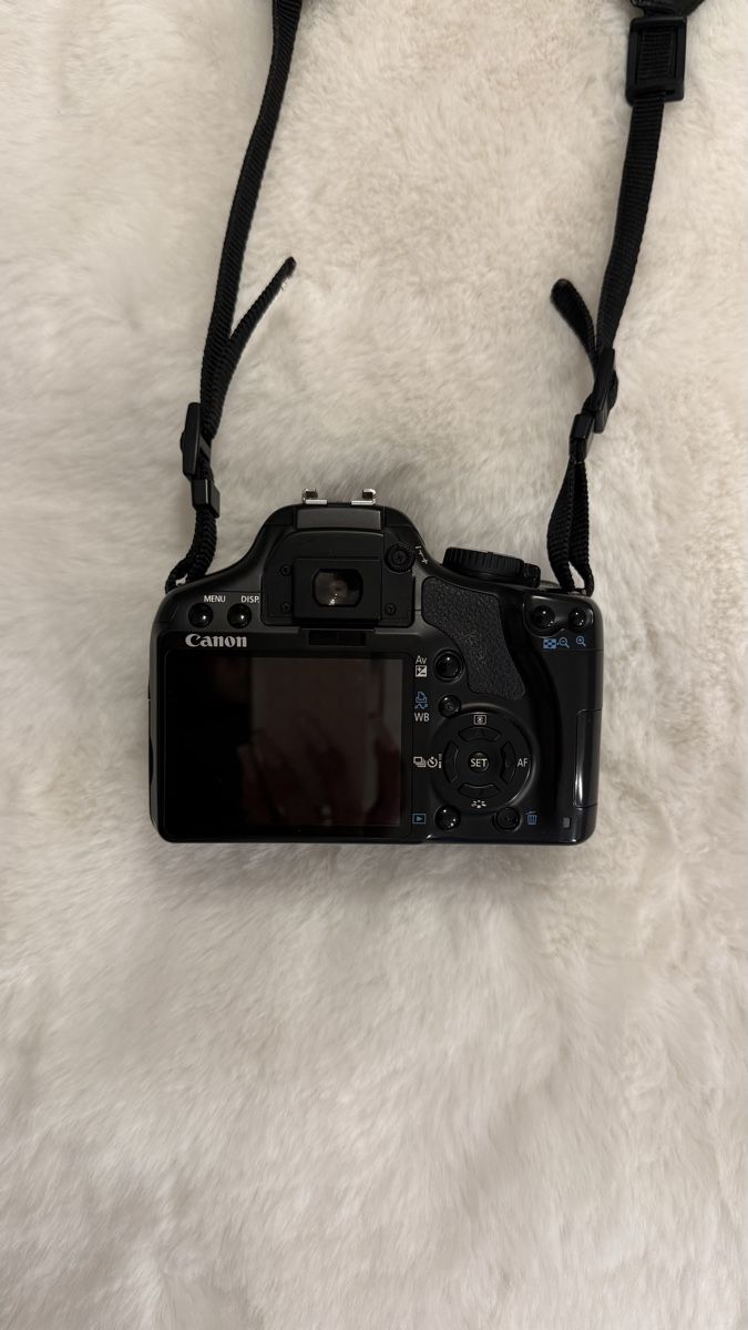 Canon Fotocamera: Canon EOS 450D Spiegelreflexkamera mit 2 Objektive Top! – Usato da Walzenhausen venduto da poupette72 3