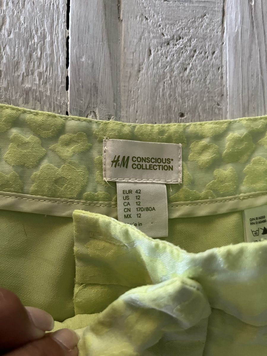 Pantaloni: Neon  Hotpants – Usato da Wermatswil venduto da -secondchance- 1