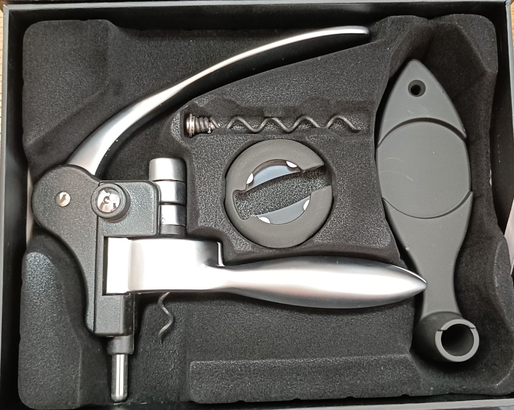 Apribottiglie & Tappi per chiusura: Eleganter Korkenzieher – Nuovo e nell'imballaggio originale da Emmenbrücke venduto da SMART-KAUF 1