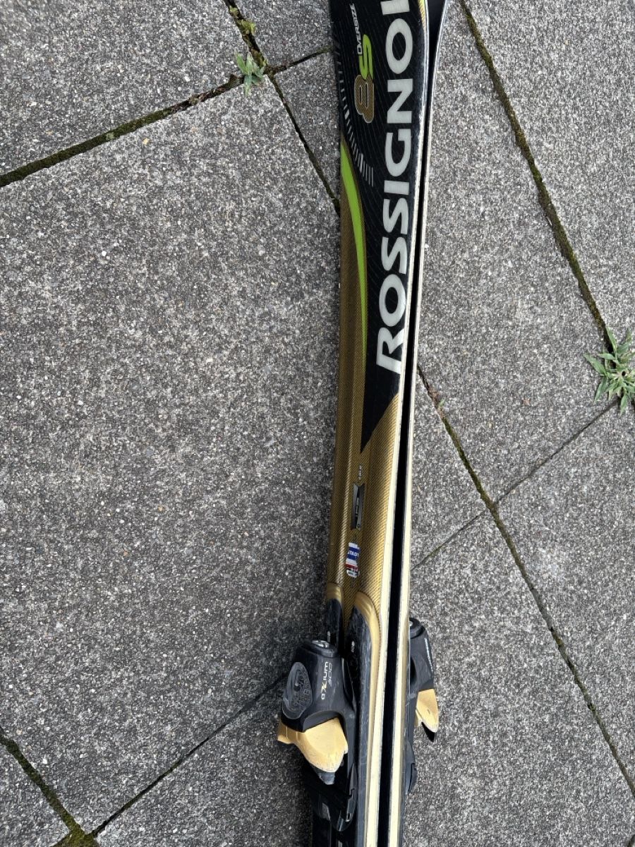 Rossignol Sci: Ski Rossignol Oversize 158cm – Usato da Hurden venduto da michaboes