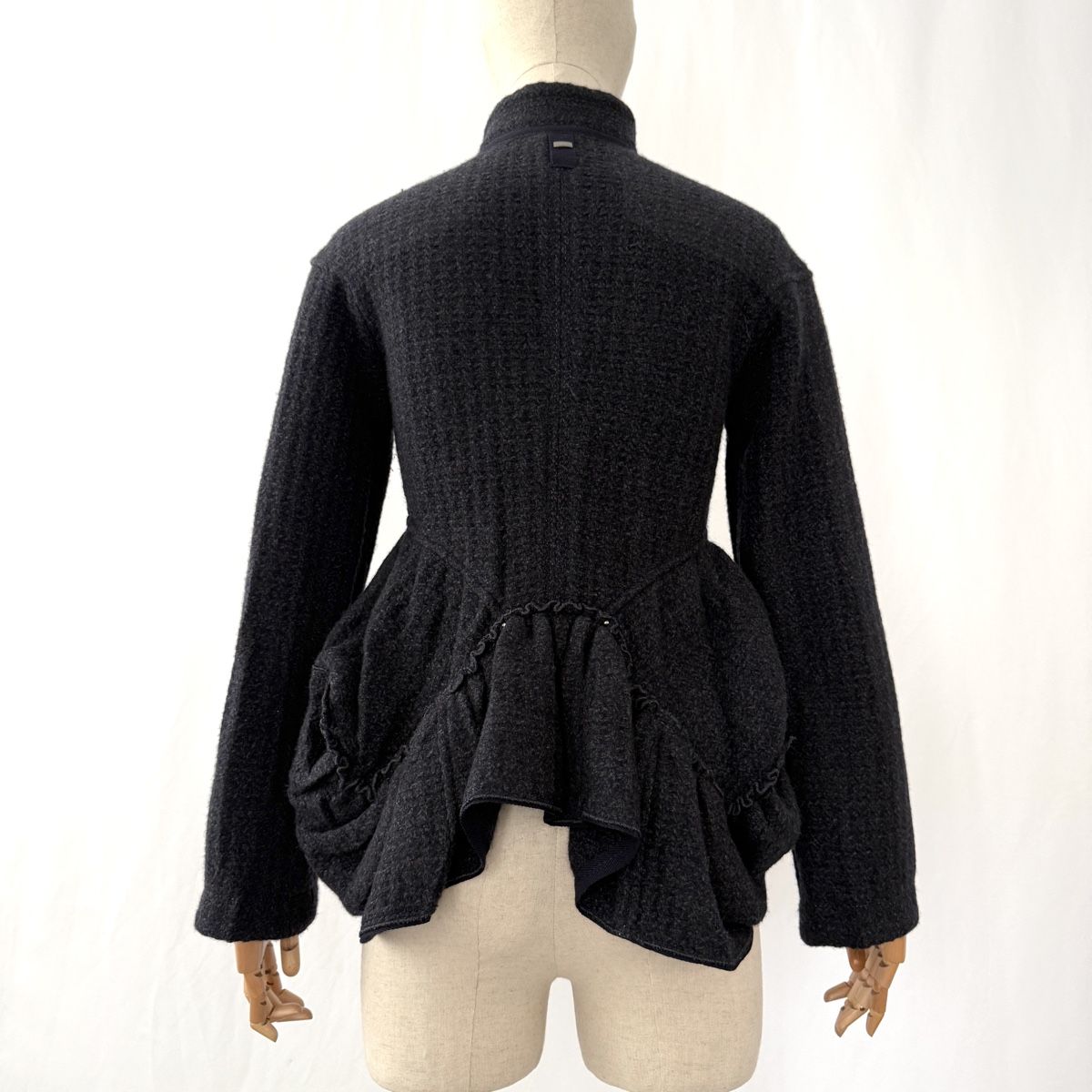 High Giacche: HIGH Everyday Couture Wool/Cashmere Jacket – Nuovo (secondo la descrizione) da Emmen venduto da Avviivva_Com2023 3