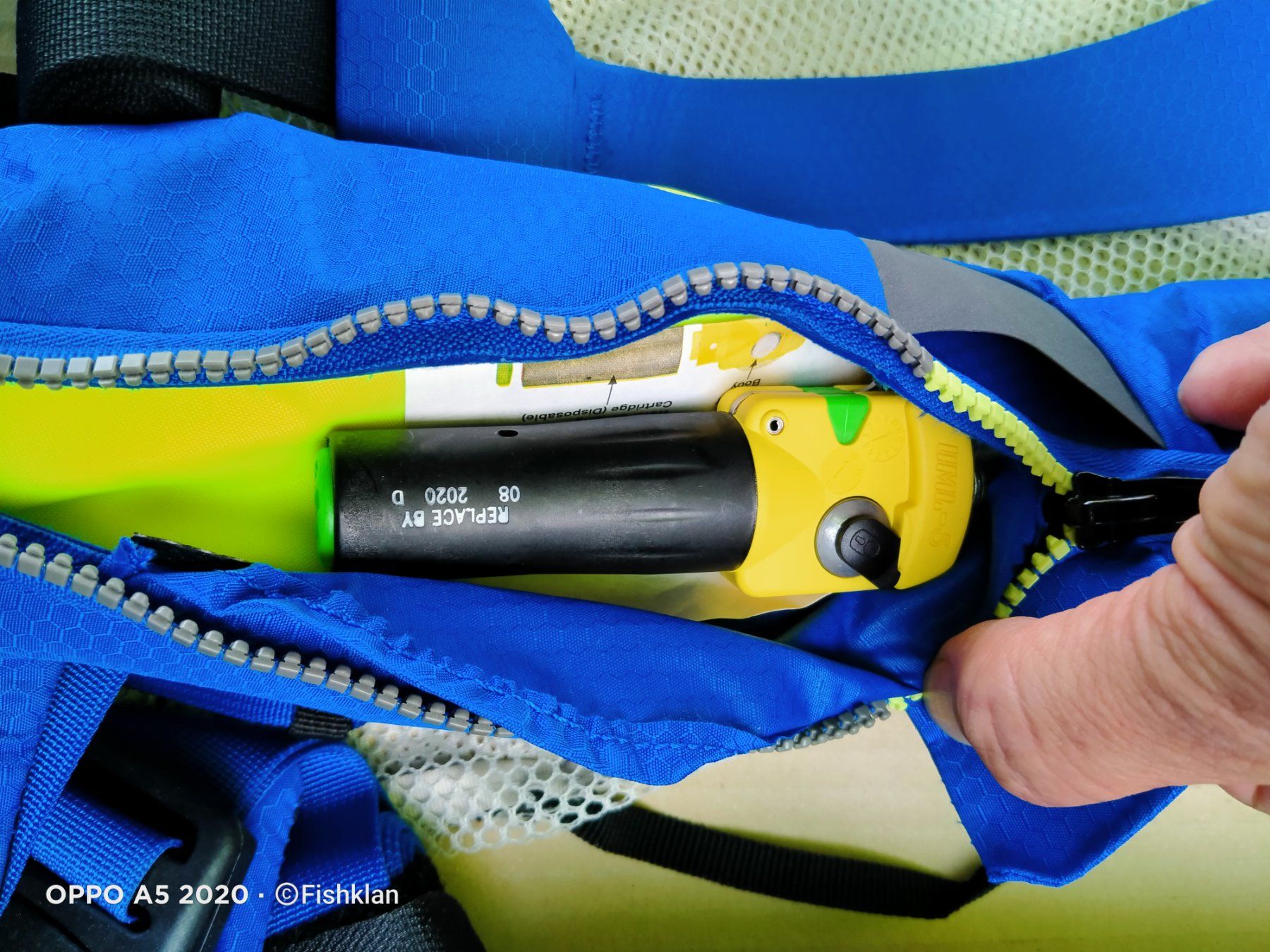 Giubbotti di salvataggio: 2 x Spinlock Rettungsweste Schwimmweste unbenutzt – Usato da Küssnacht am Rigi venduto da WorthPoint 4