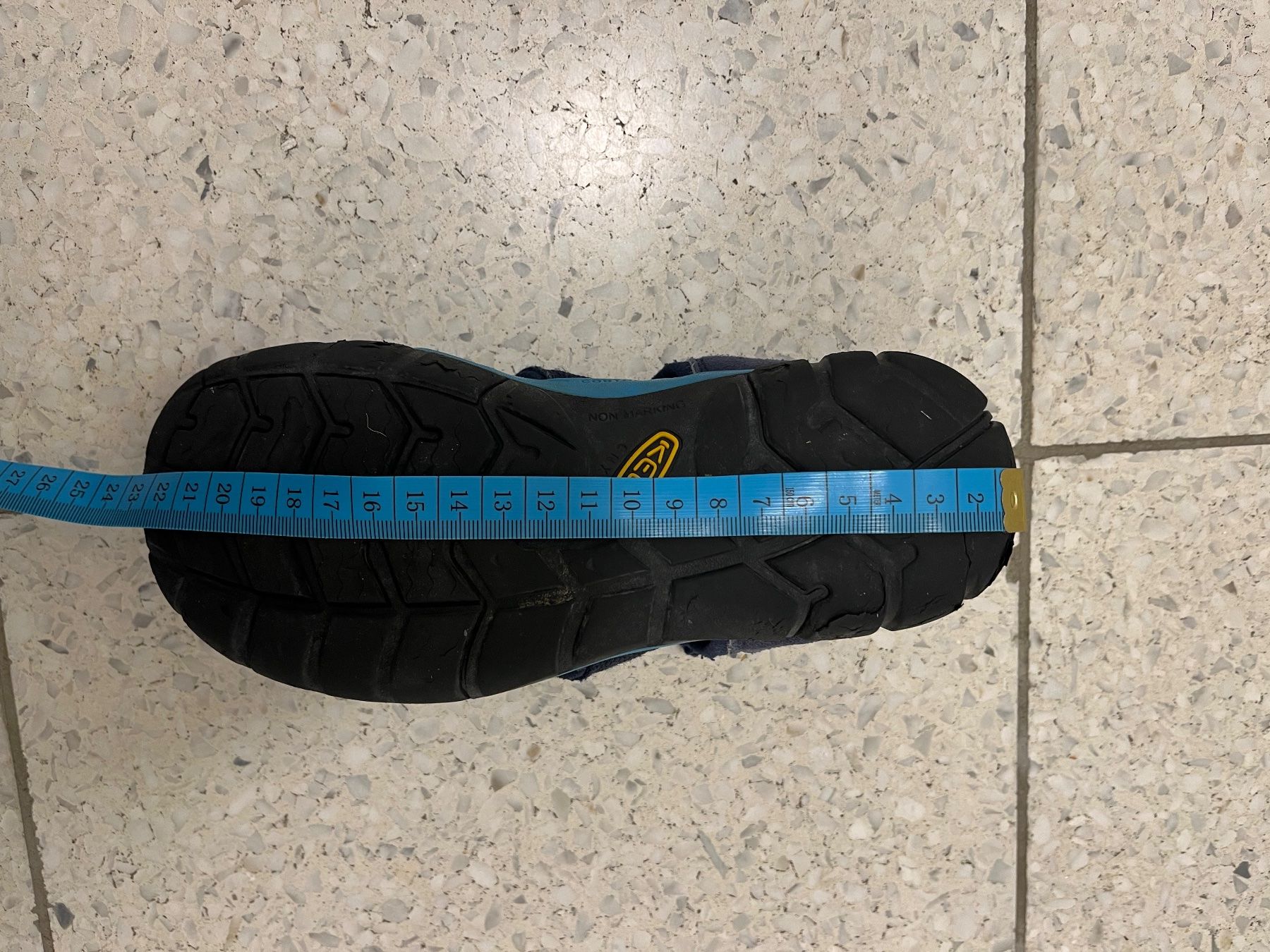 Keen Scarpe per ragazzi: KEEN Trekkingsandalen Gr. 34 – Usato da Luzern venduto da Aldabema 9