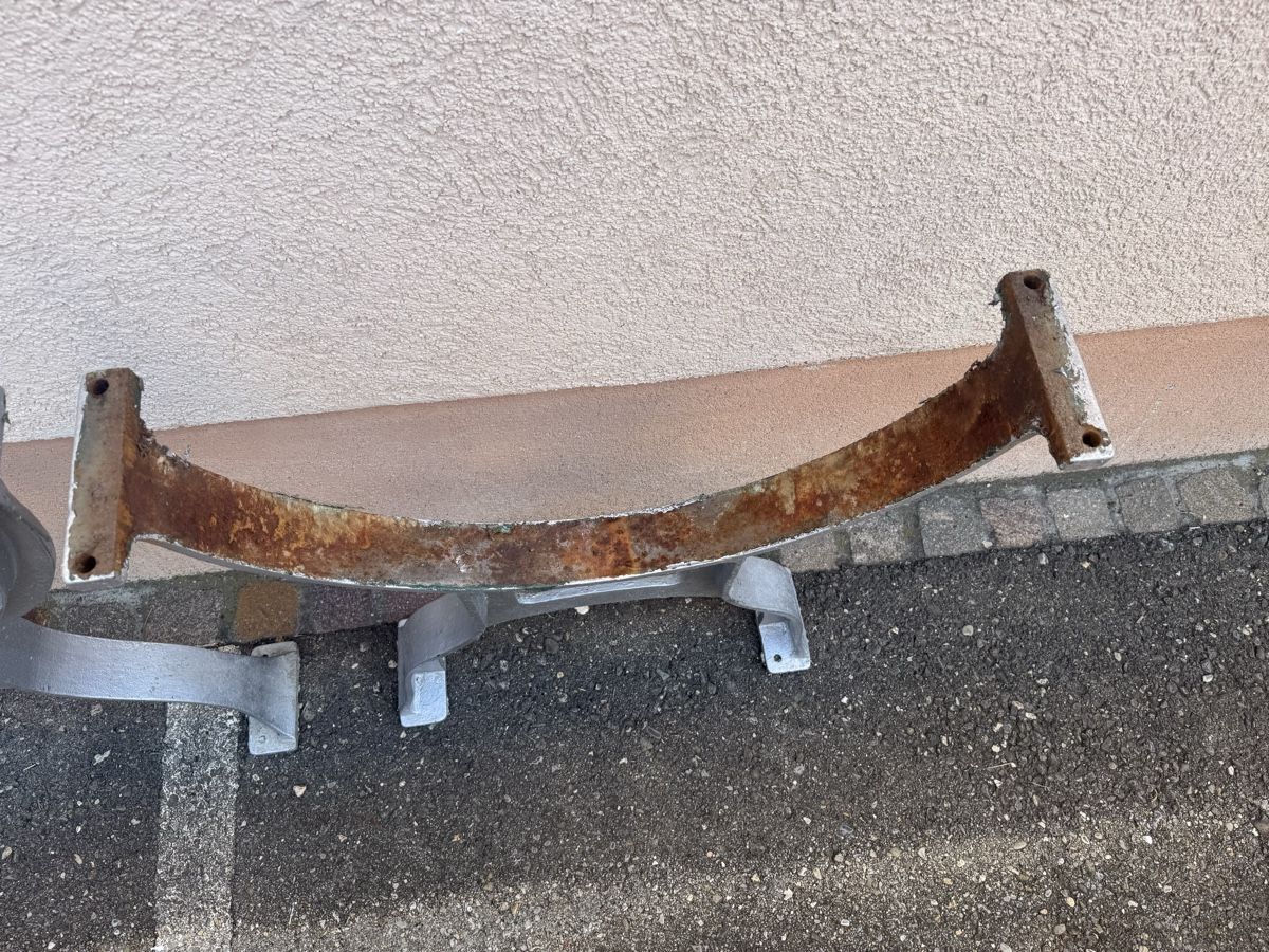 Sonstiges antikes Mobiliar: Tischbeine Gusseisen – Gebraucht aus Gränichen von onkel_xxl 5