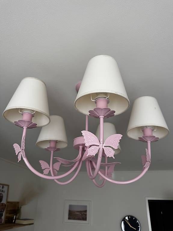 Lampade: Lampe Mädchen Kinderzimmer Rosa mit 5x LED – Usato da Volketswil venduto da Airbus300