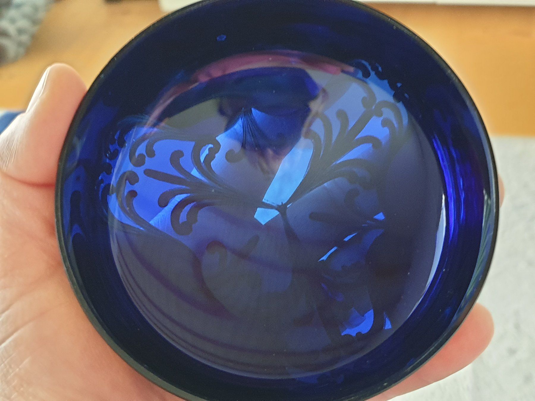 Bicchieri: Antike Bohemian Glasdose mit Deckel – Usato da Lengnau BE venduto da Mango888 5