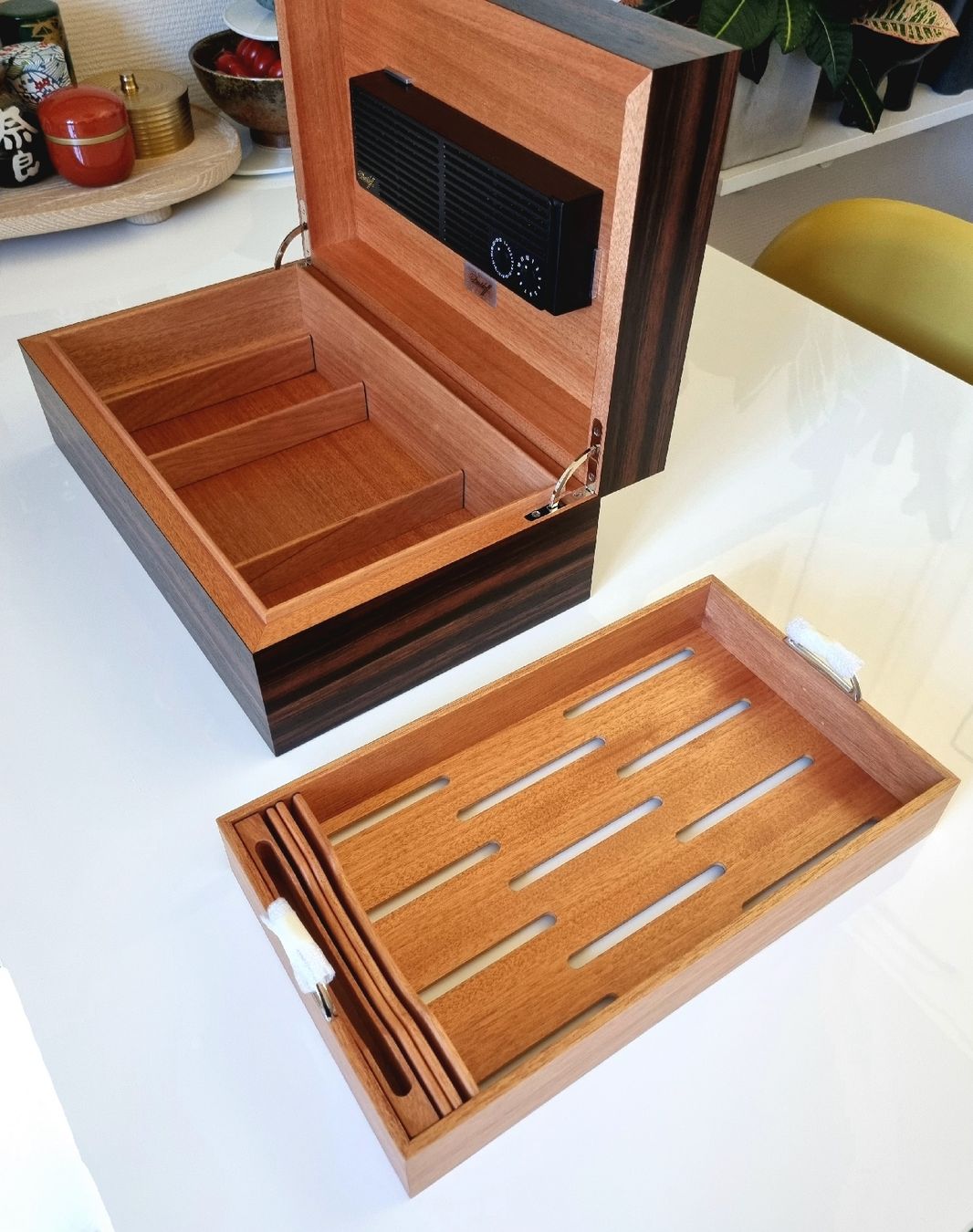 Davidoff Humidore: Davidoff Humidor Ambassador Macassar – Neu und originalverpackt aus Lausanne von Kitisushi 2