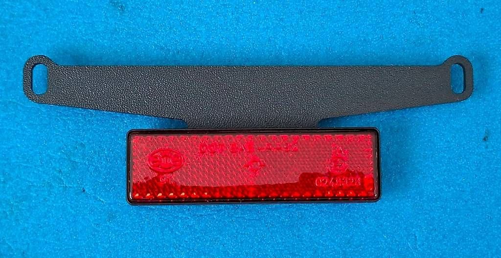 Alle Motorradersatzteile: Rückstrahler mit Halterung, Reflektor Motorrad "E3" DOT – Neu (gemäss Beschreibung) aus Schafisheim von Kef1