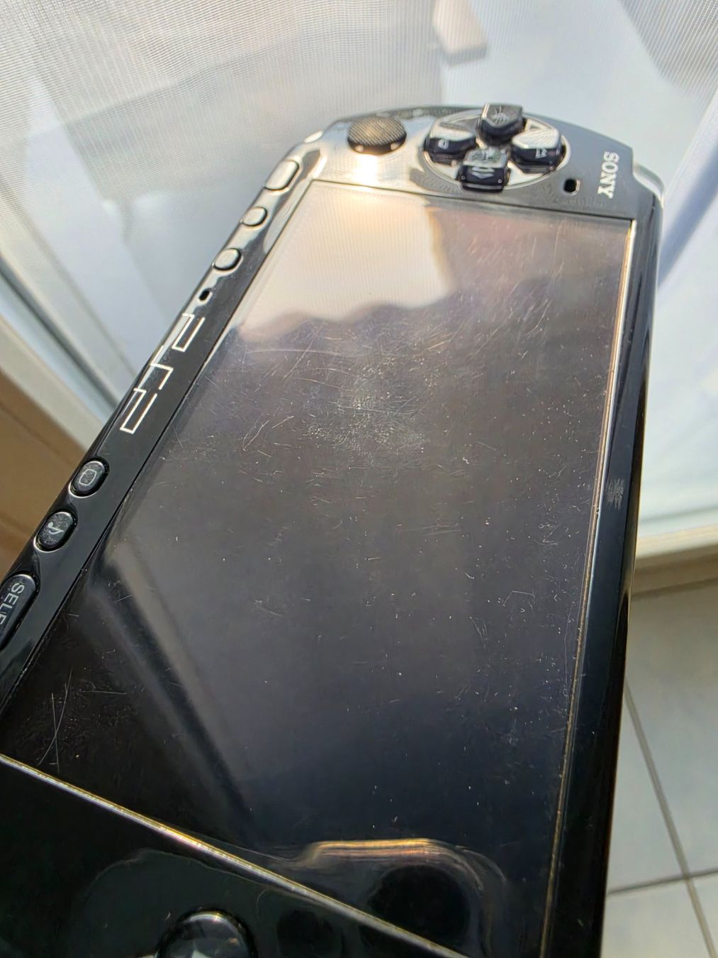 Sony Konsolen: Sony PSP Playstation Portable 3000er Modell – Gebraucht aus Sempach von Knuckles17 3