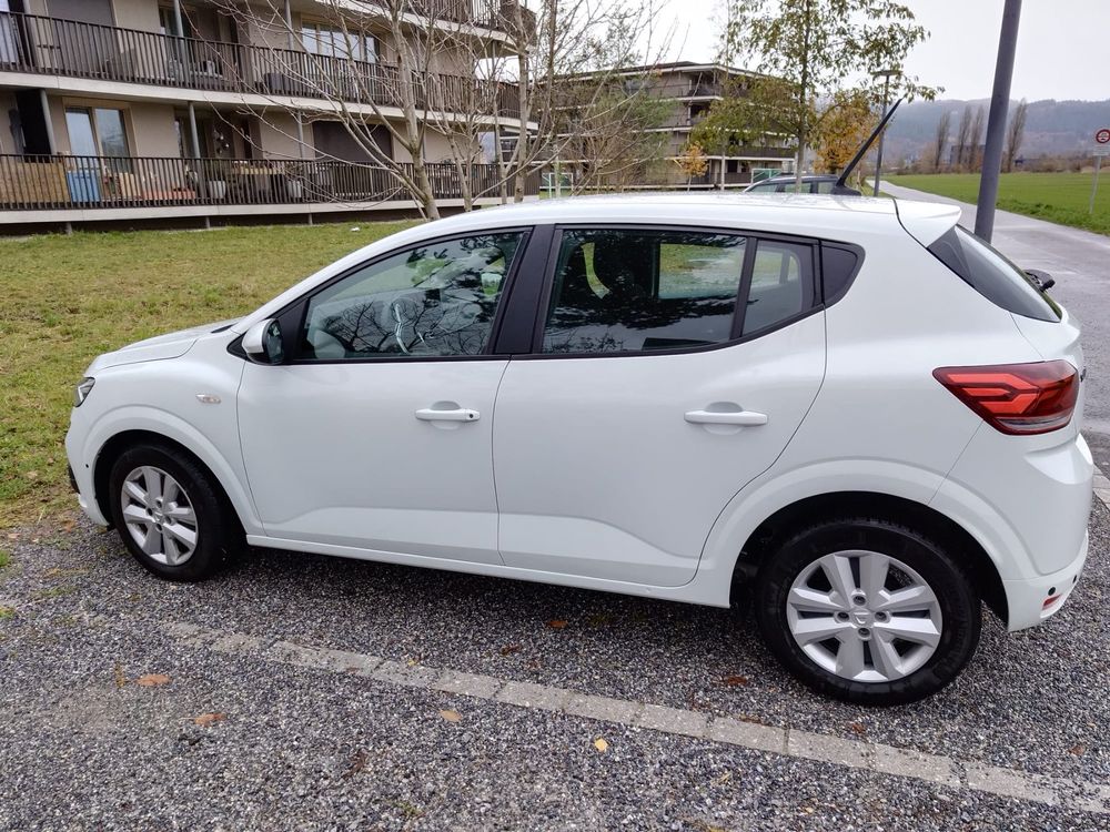 Dacia Sandero COMFORT SCe 65 - in Weiss - Jahrgang 03.2021