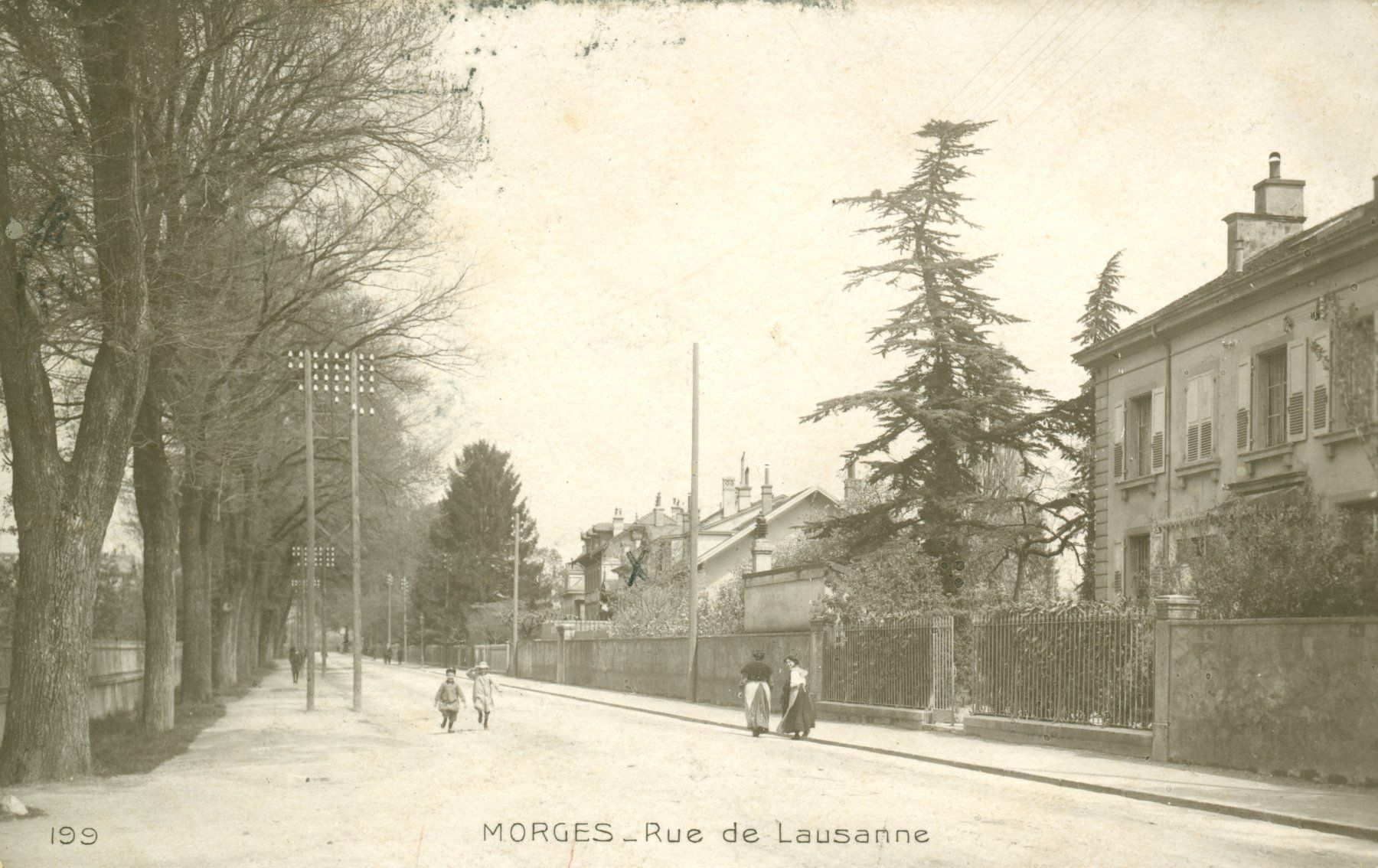 Cartoline postali: Morges - Rue de Lausanne – Usato da Chavornay venduto da SupraSenna