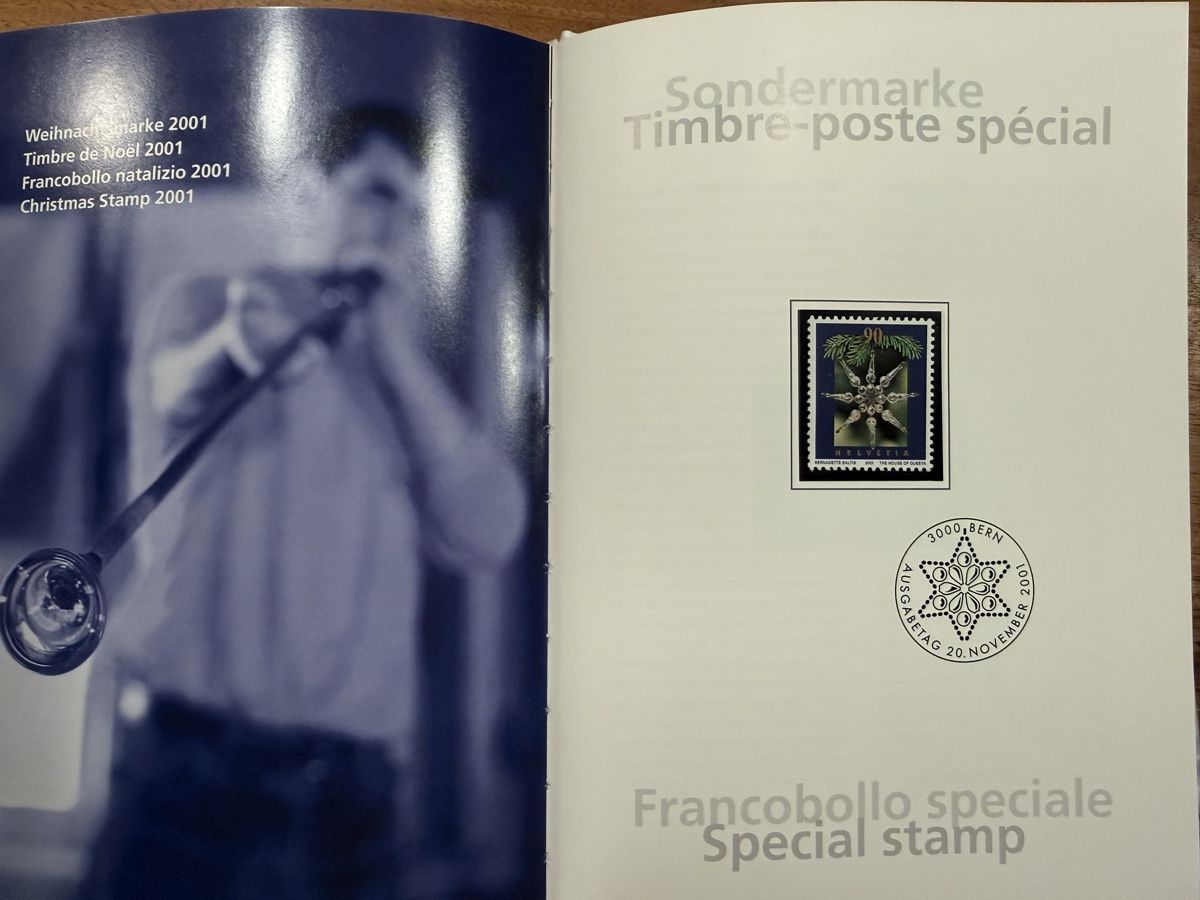 Tous les timbres: Jahrbuch 2001, komplett  – D'occasion à Altdorf UR par Sanna08 9