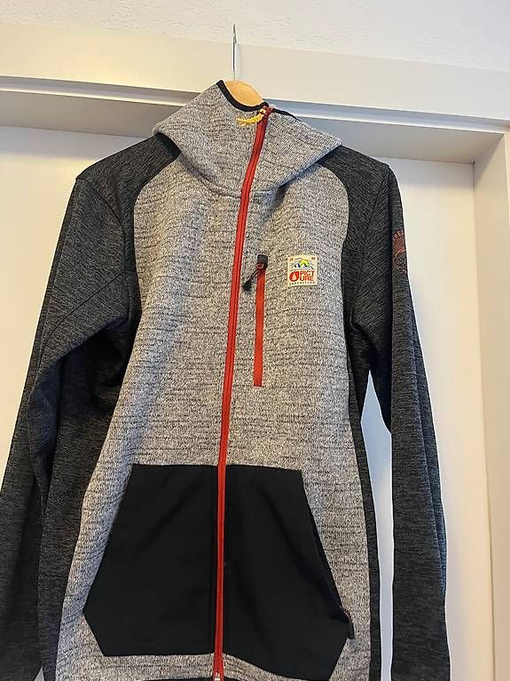 Maglioni & Felpe: Pull – Usato da Satigny venduto da vanne2206