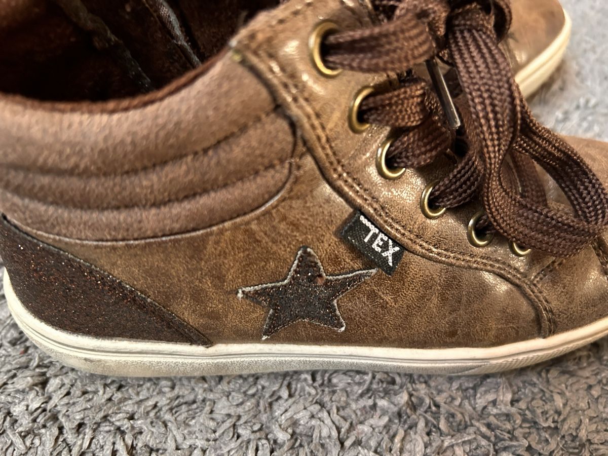 Scarpe per ragazze: Braune Sneaker Gr.32 – Usato da Dottikon venduto da cimar 4