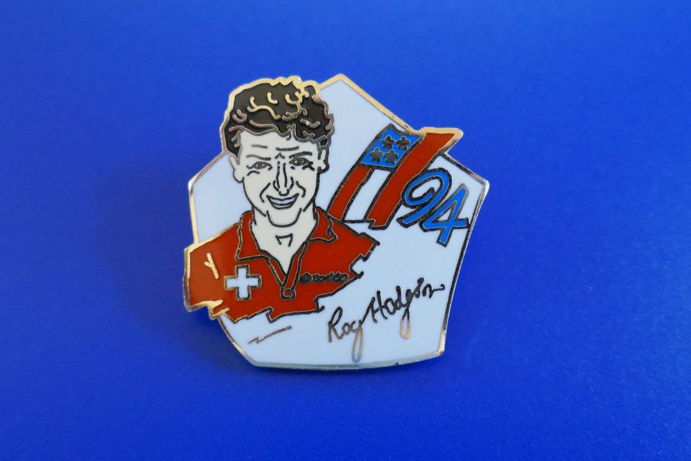 RARE PINS PIN'S .. Mc Donald's Restaurant World Cup 1994 Football