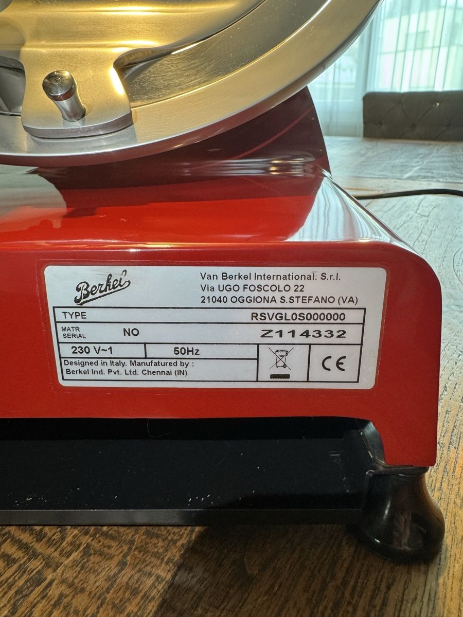 Berkel Küchengeräte: Berkel Redline 300 Rot – Gebraucht aus Baar von cdch4 4