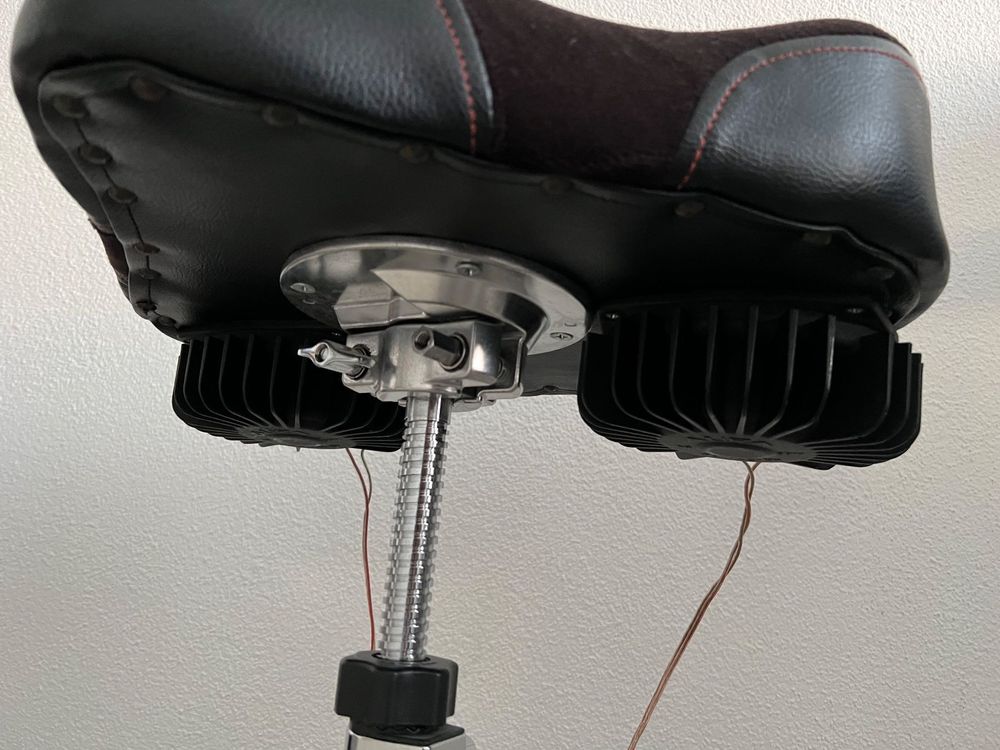 Tama Chair Drum Throne + Bass Shaker Aura Kaufen auf Ricardo